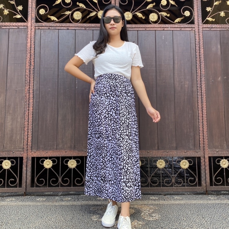 Rok Wanita / SKIRT POLKA