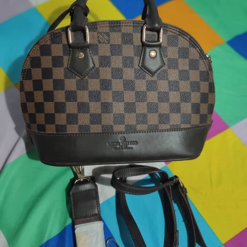 PRELOVED LV ALMA