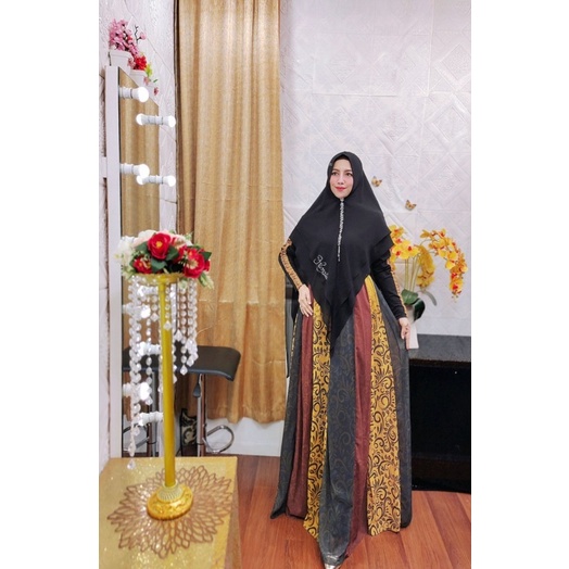 ZULAIKHA SYARI BY HANNATIA