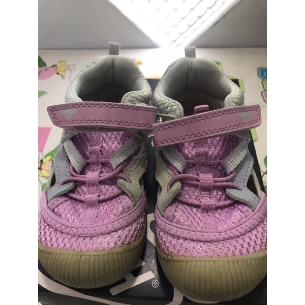 SEPATU OSHKOSH PRELOVED