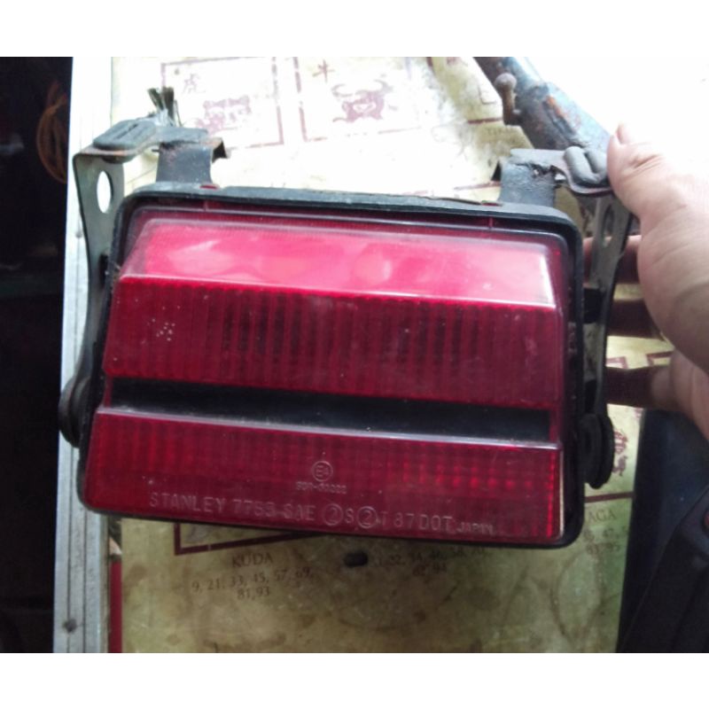 Lampu belakang Kawasaki zxr