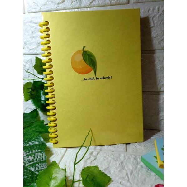 

buku dairy aesthetic hard cover motif kuning series
