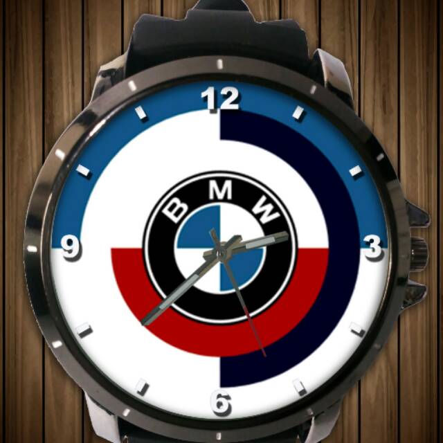 Jam tangan custom BMW