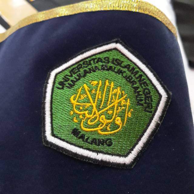 (+) LOGO SELEMPANG WISUDA BLUDRU