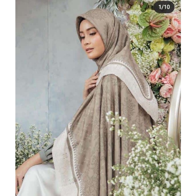 351-400 kerudung segiempat lasercut voal motif-383