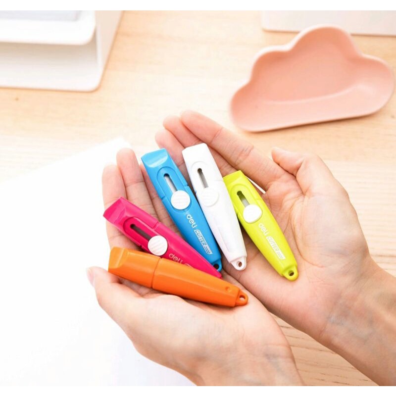 

Cutter Deli warna Biru Multifungsi