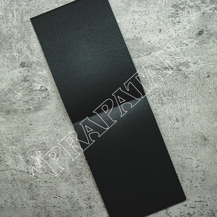 

Sketsagambar- Mont Marte Black Paper Sketch Pad Book A5 / Buku Sketsa Kertas Hitam -Buku-Gambar-