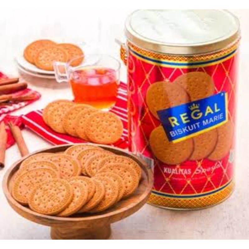 

Regal Biskuit Marie Special 1kg/Kemasan Kaleng/mengandung susu lebih banyak