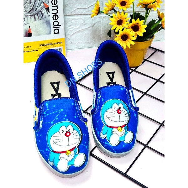 Sepatu Slip On Anak Perempuan Sepatu Anak Karakter Doraemon