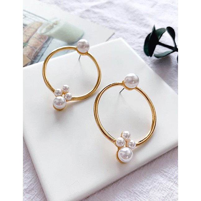 LRC Anting Tusuk Fashion Gold Alloy Circle Pearl Stud Earrings F54117