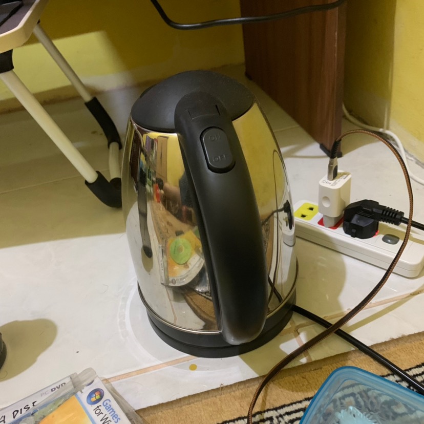 Teko Listrik 1.8l Kettle Electric 350w Pemanas Air Utk Kopi Teh / Teko Lipat Travelling