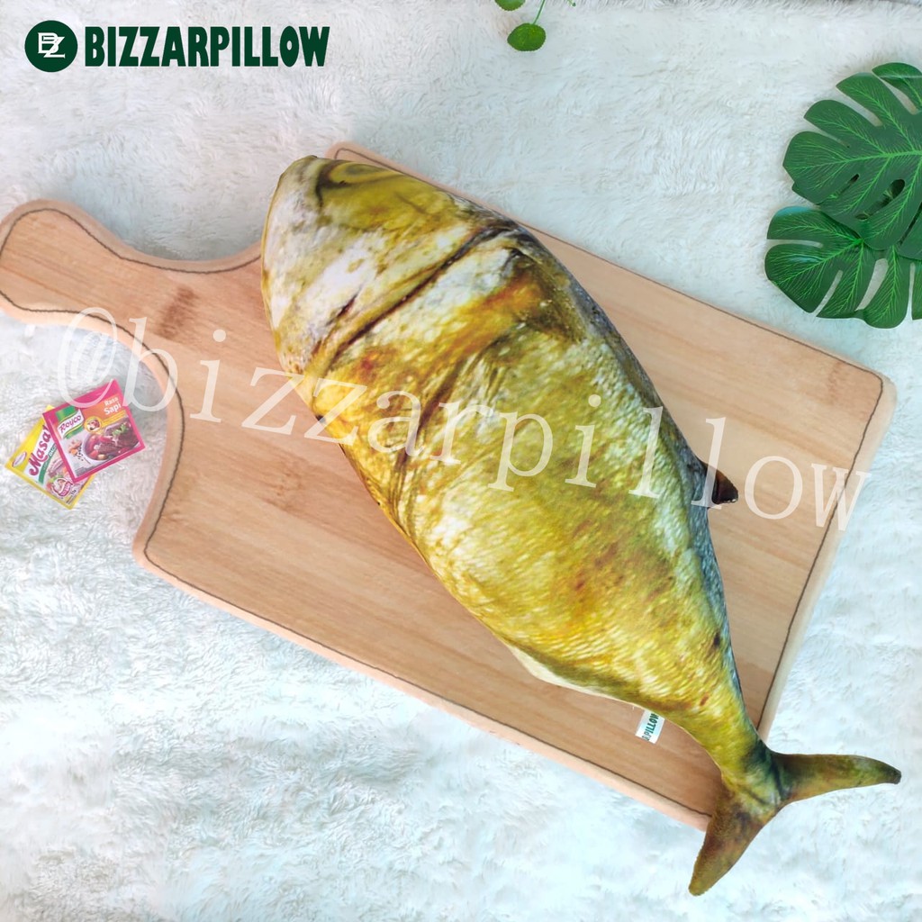 Bizzarpillow Bantal Ikan Asin Size L BZ071