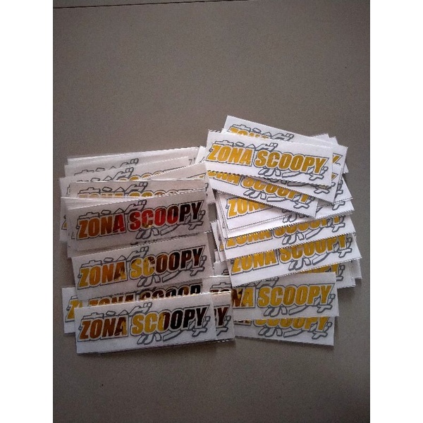 CUTTING STICKER ZONA SCOOPY