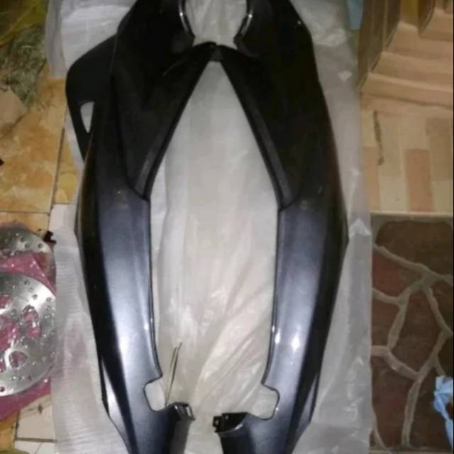 cover body Body belakang SATRIA FU BARONG, ABU ABU terlaris