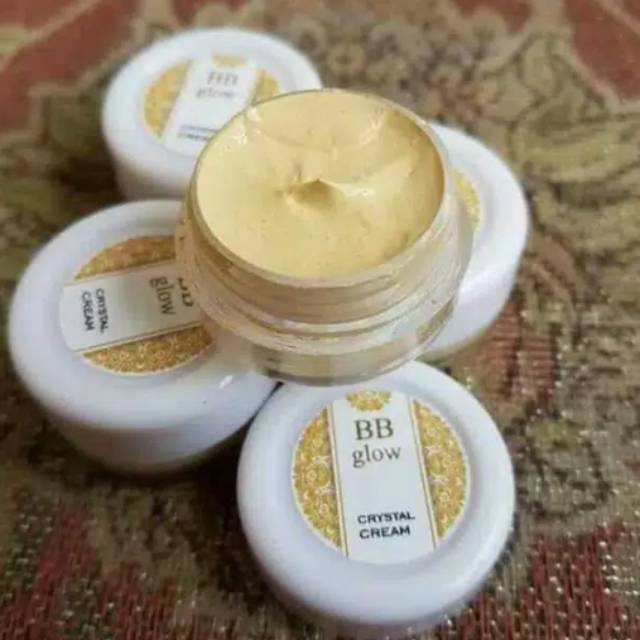 BB GLOW Cristal Whitening Tahan lama