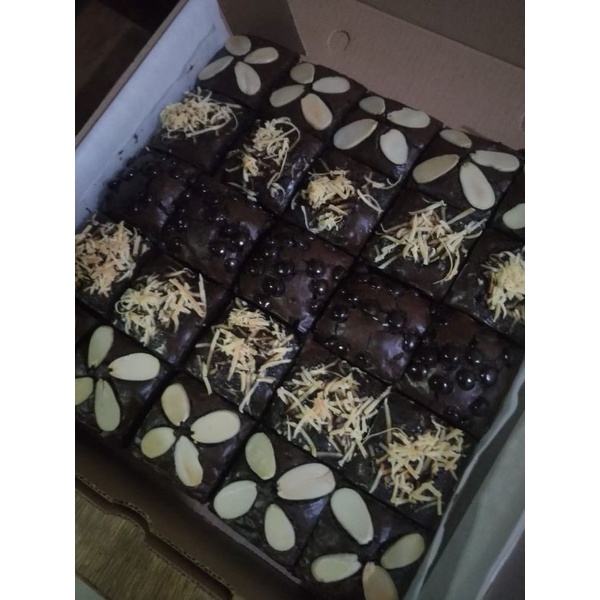 

brownies fudgy by zayyan