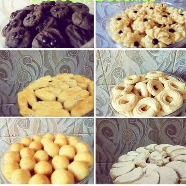 

1 paket kue kering isi 6 toples