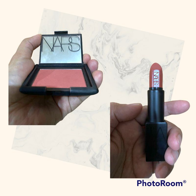 Blush on NARS Torrid & Lipstik NARS JANE