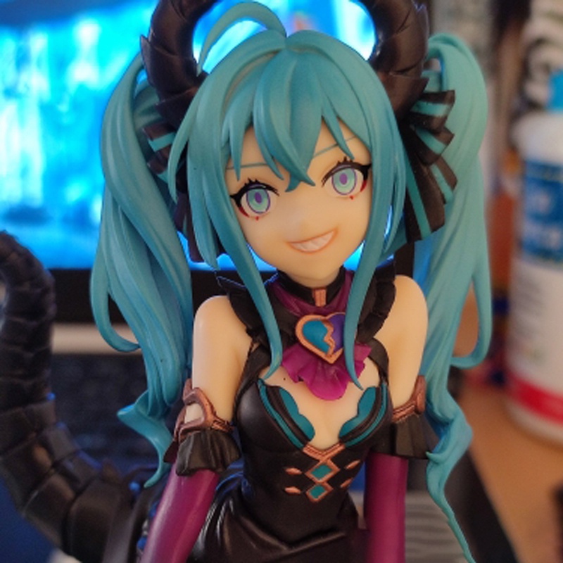 2022 Mainan Action Figure Anime Hatsune Miku Virtual Singer Miku Manga Patung 12-20CM Bahan PVC Untuk Koleksi