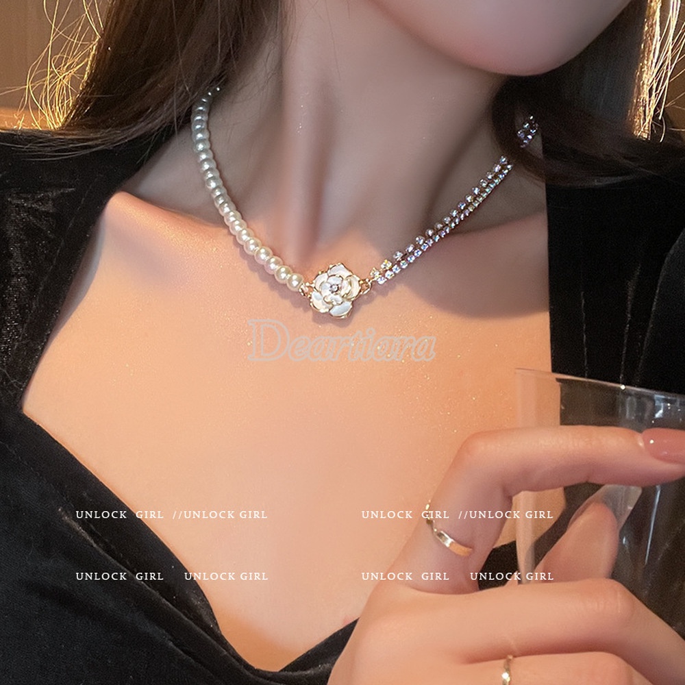 French Retro Design Light Luxury Camellia Necklace Temperament Stitching Pearl Clavicle Chain Women