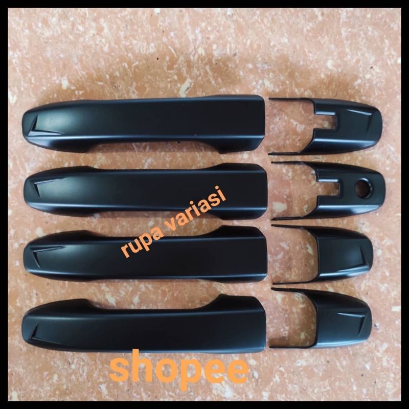 cover handle pintu mobil toyota raize / daihatsu rocky warna carbon / hitam doff plastik abs tempel 2020 2021 2022