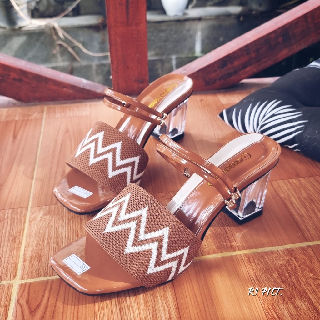 R9 Sale Sandal Wanita Heels Kaca Nadin Heels Strappy