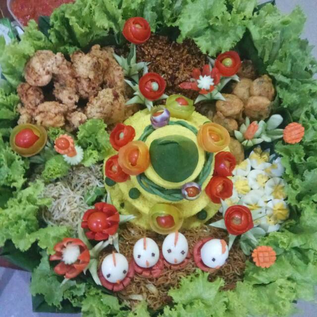 

Tumpeng