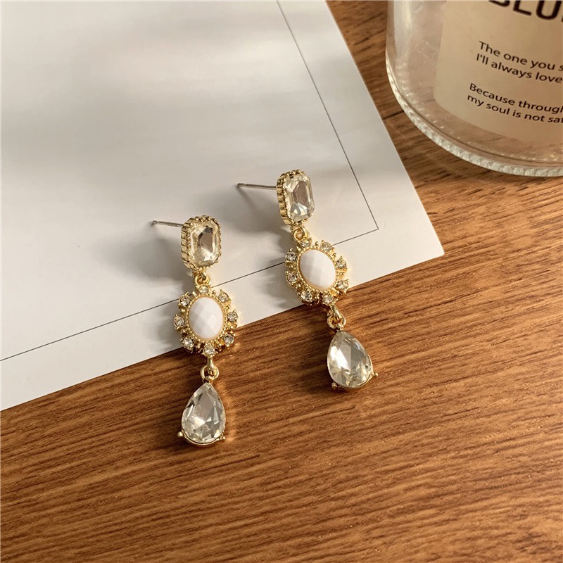 Anting Panjang Desain Tetesan Air Bahan 925 Silver Aksen Berlian Gaya Retro Korea Untuk Wanita