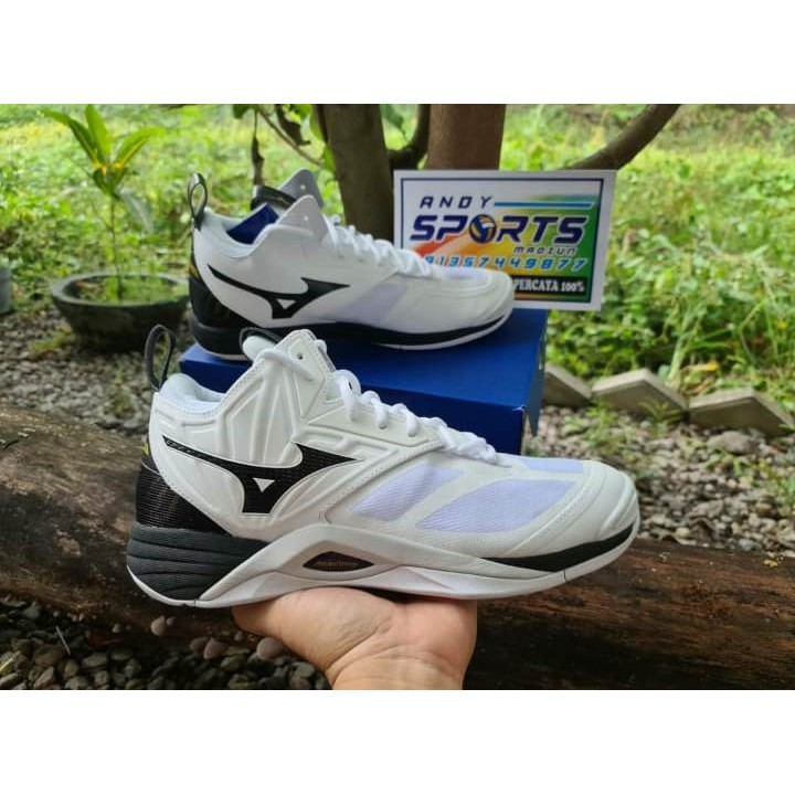 Jual Mizuno Momentum Mid Seri Japan Shopee Indonesia