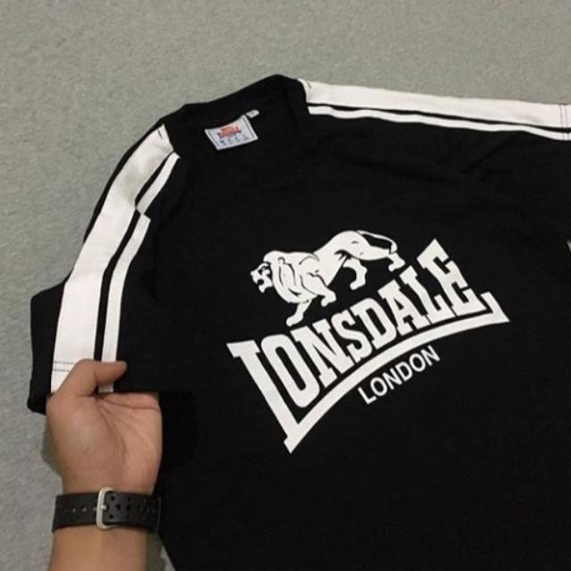Tshirt lonsdale