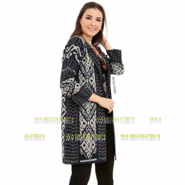 Cardigan tenun toraja hitam