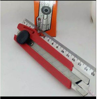 

Handy Cutter Kenko L-500 Pemotong Silet L500 Kater Cuter Besar 15cm L 500