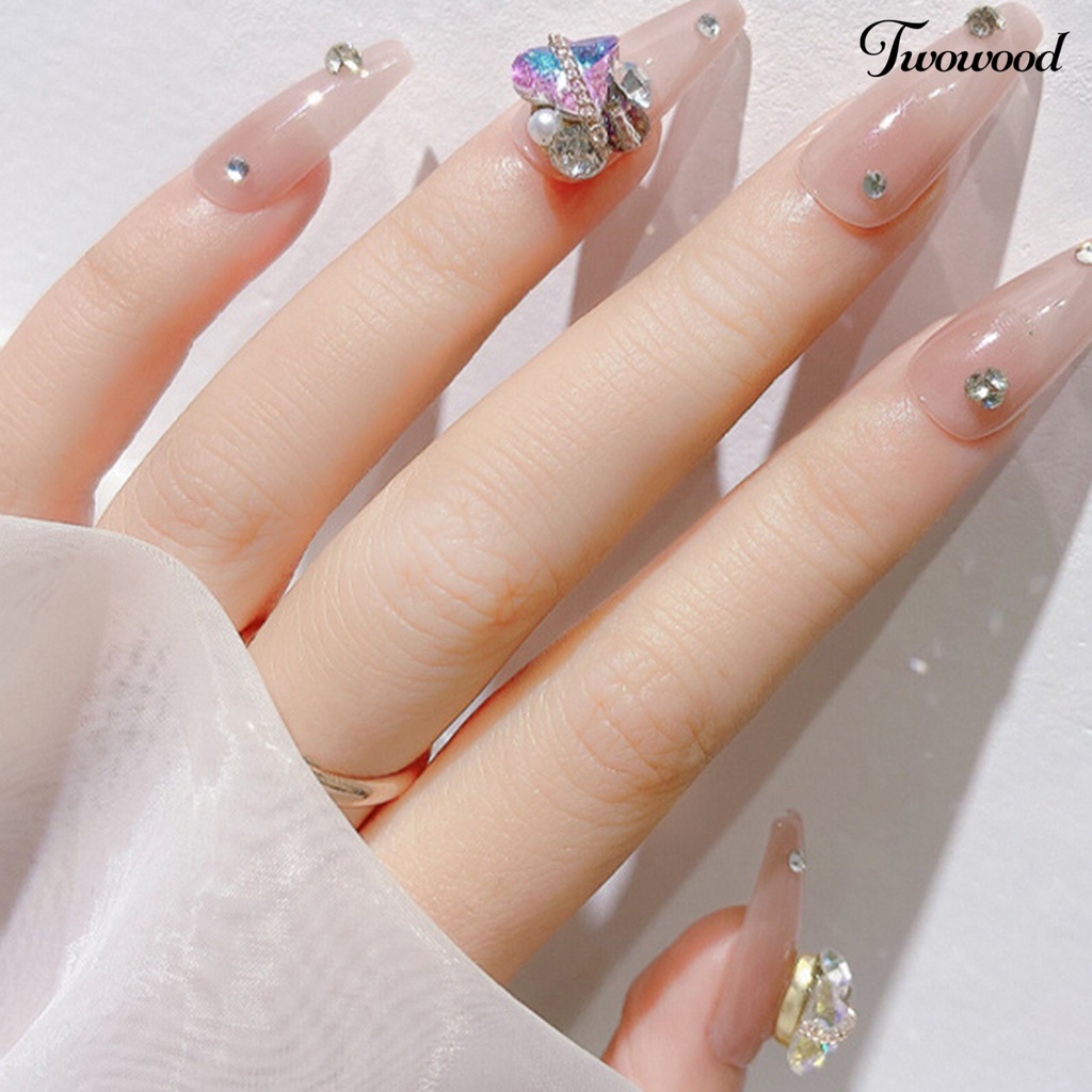 3pcs / Set Ornamen Kuku 3D Bentuk Hati Aksen Berlian Imitasi Untuk Salon Manicure