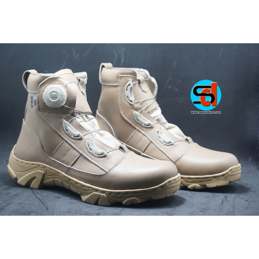 Tactical Model Boa Sepatu Tactical Sistem Boa Tali Putar Kulit Sapi Warna Cream untuk Pria Sepatu Ta