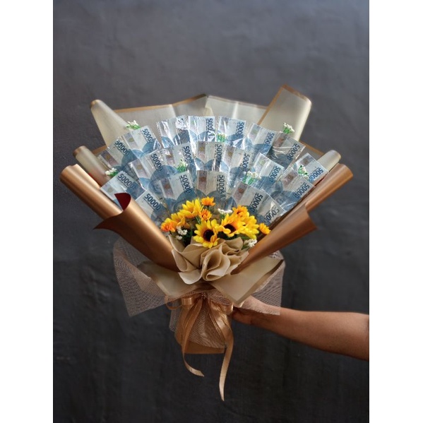 buket uang-money bouquet-money buket-buket bunga-buket wisuda-buket ultah-bunga wisuda-casing buket-