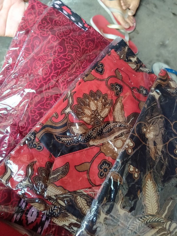 Kemeja Batik Lengan Pendek
