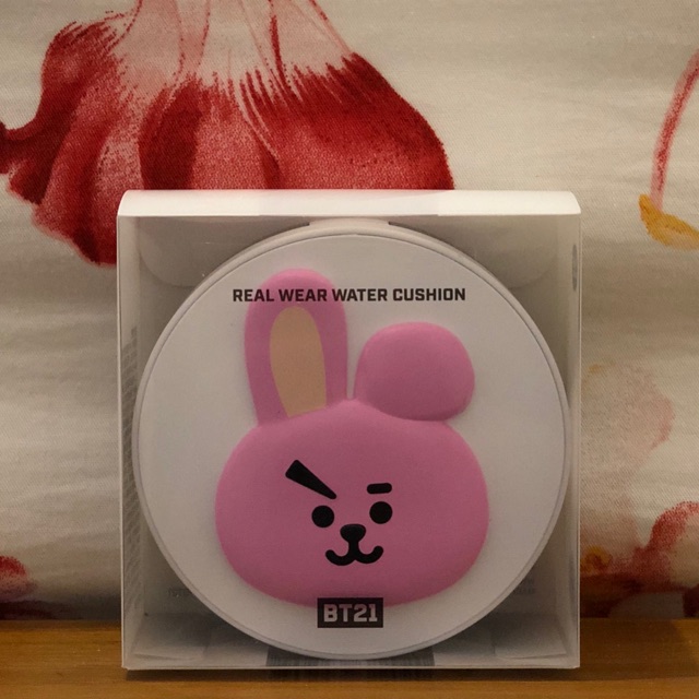 [SOLD OUT] VT x BT21 Real Wear Water Cushion