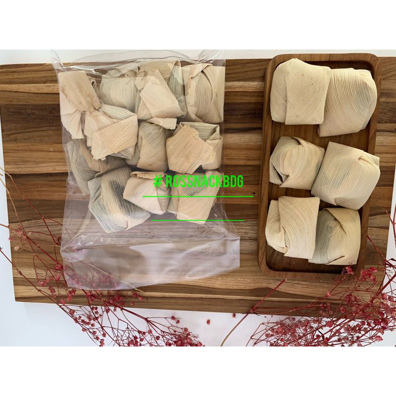 

Wajit Cililin Asli 1/2KG Oleh Oleh Bandung