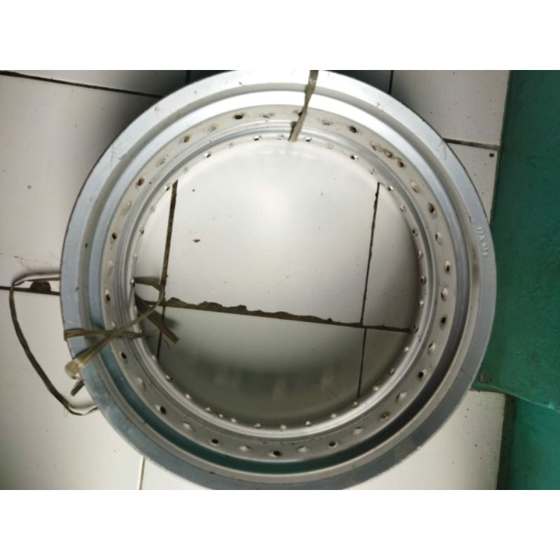 Velg jari2 Tapak lebar Merk Rossi