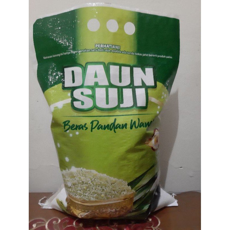 

Beras Pandan Wangi 5kg Cap Daun Suji