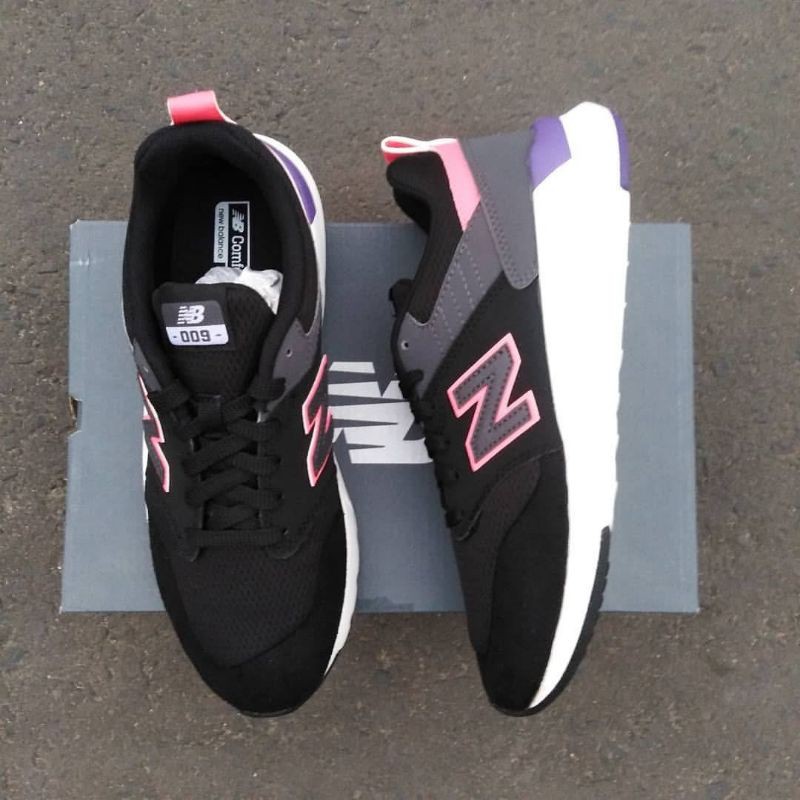 NEW BALANCE 009 "BLACK" (WS009LA1)