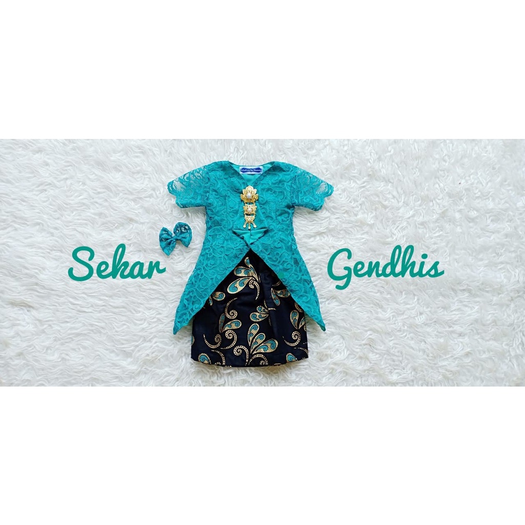 Kebaya Cantik/Kebaya Sekar Gendis/Kebaya Lucu/Kebaya Kekinian/Kebaya Model Terbaru