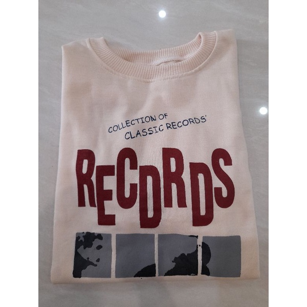 RECORDS CREWNECK SWEATER OBLONG