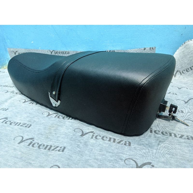 Jok Vespa New Px Dengan Kunci