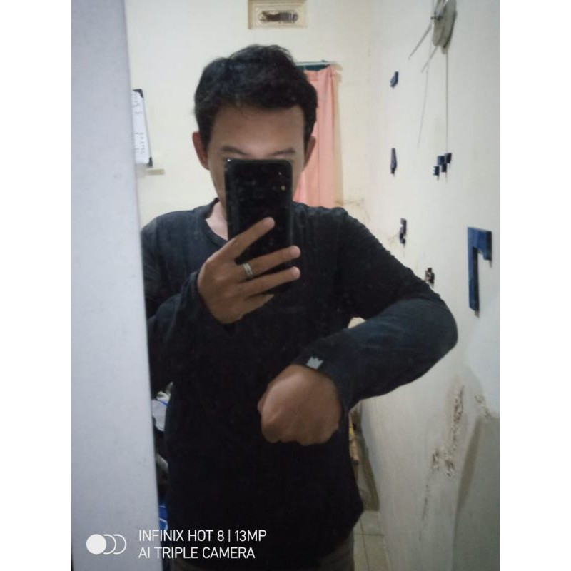 Kaos pria branded preloved serba 30ribuan