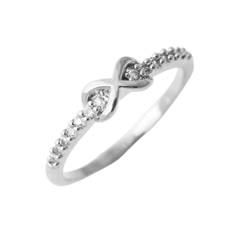 Cincin Infinity Bahan Sterling Silver 925 Hias Berlian Untuk Hadiah Pernikahan