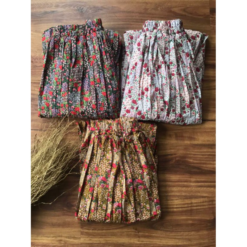 Rok Plisket Prisket Import/ Maxi Skirt Motif Bunga Vintage Pastel