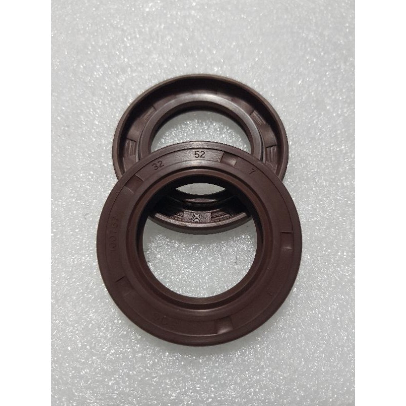 

Oil Seal tc 32×52×7mm viton
