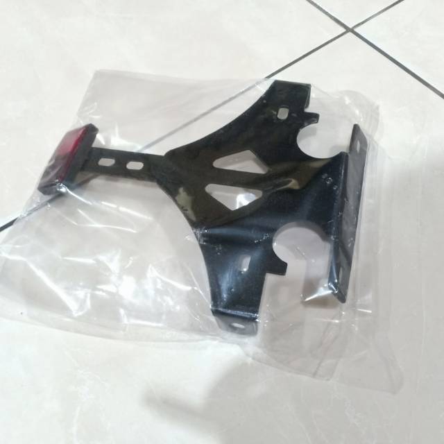 DUDUKAN PLAT NO YAMAHA R25 MT25 MODEL R1