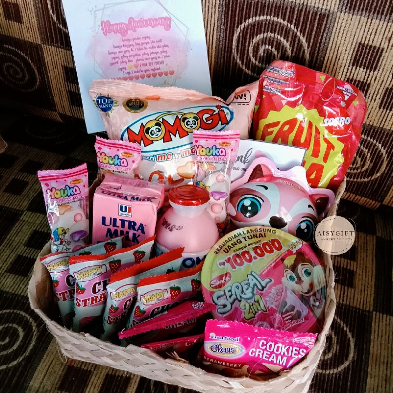 

HAMPERS SNACK GIFT BOX KADO ULANG TAHUN HADIAH PACAR KADO SIDANG WISUDA SEMPRO SEMHAS